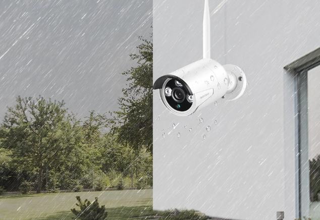 Connected outdoor surveillance camera